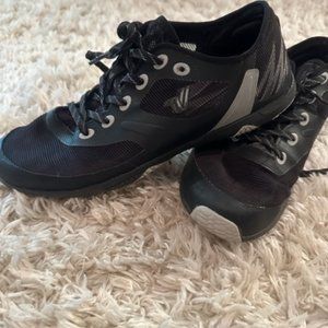 Varsity Ascend Cheer shoes size 8.5